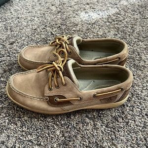 Sperry shoes